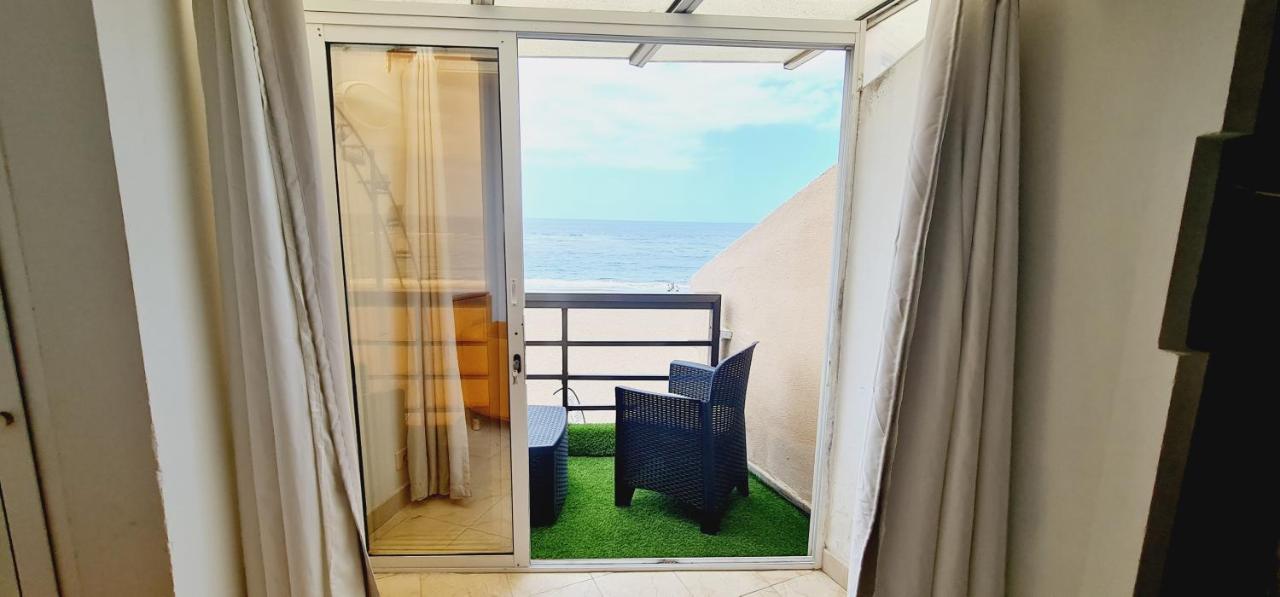 شقة Salema Beach, Primera Linea En Playa De Las Canteras لاس بالماس دي غران كاناريا المظهر الخارجي الصورة