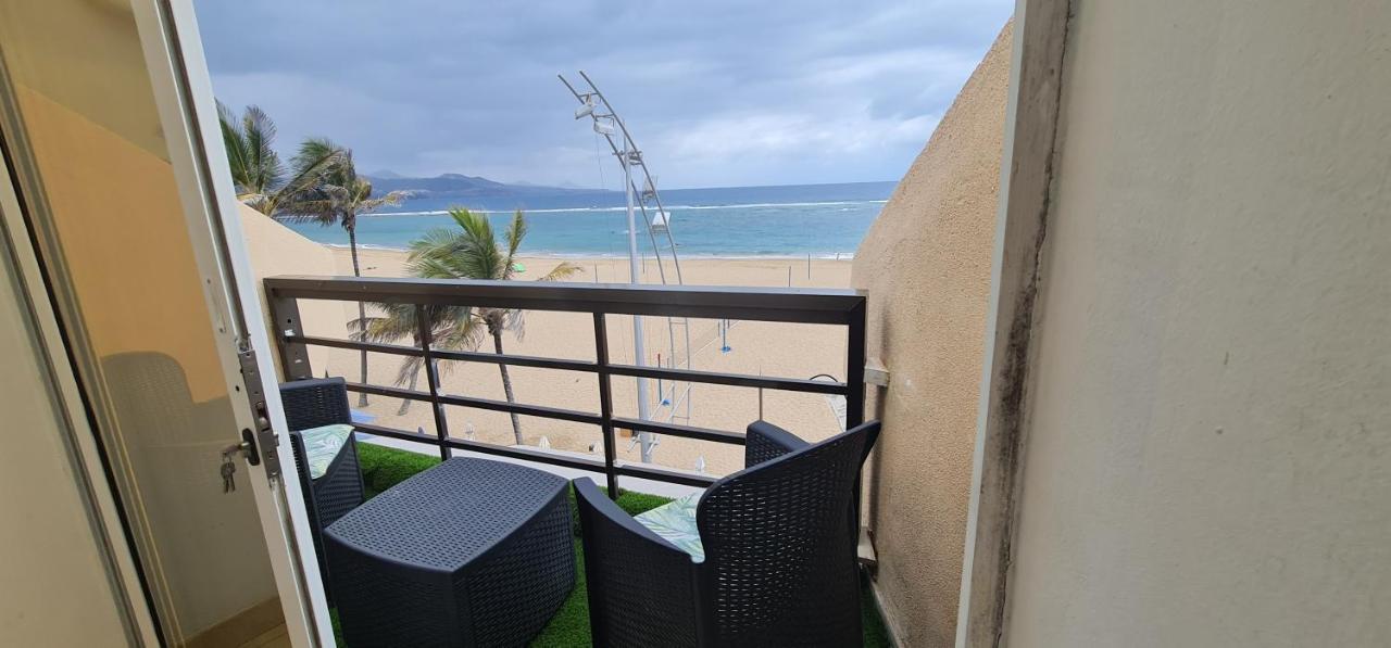 شقة Salema Beach, Primera Linea En Playa De Las Canteras لاس بالماس دي غران كاناريا المظهر الخارجي الصورة